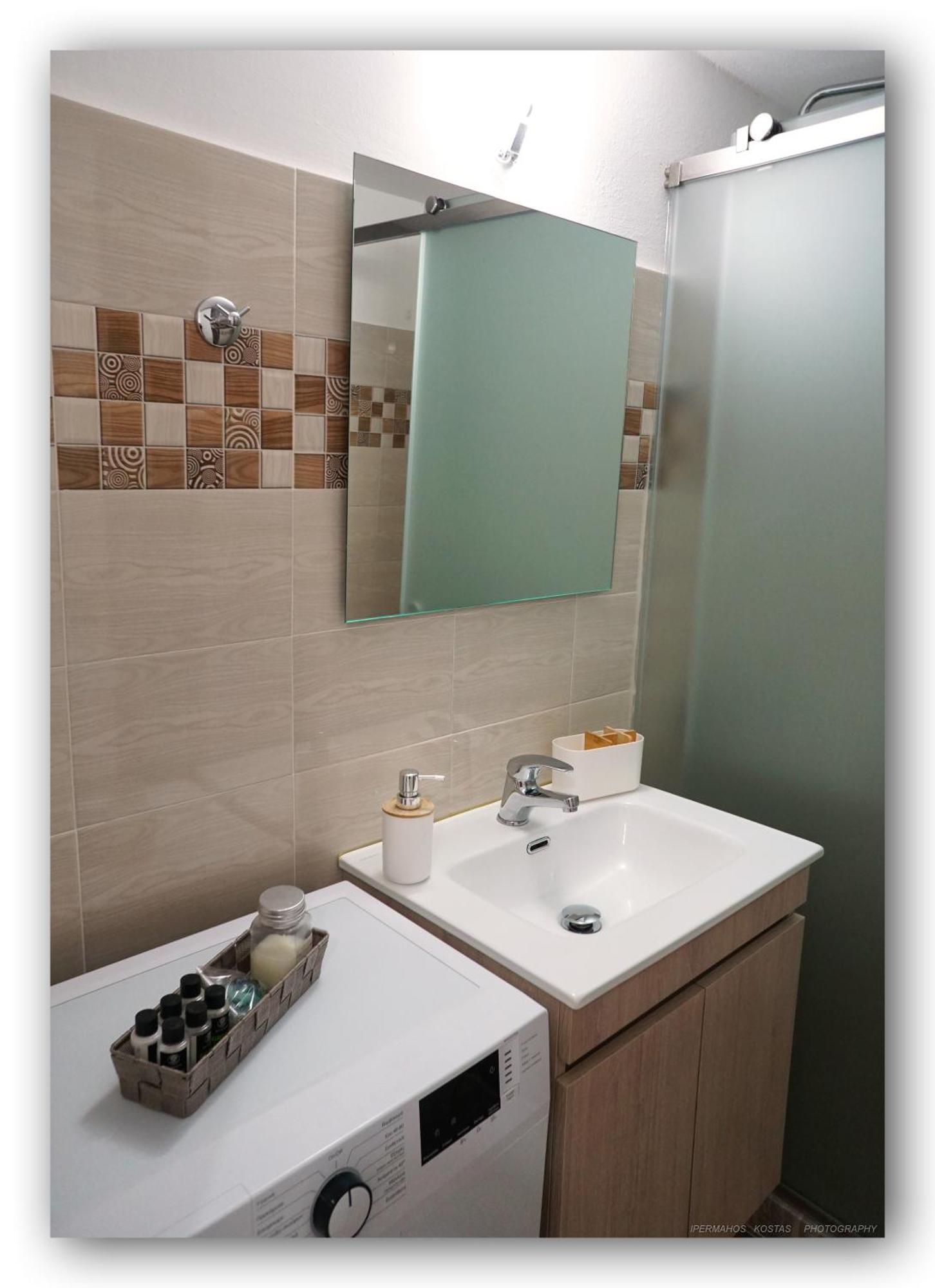 Welcome Home Syros Port Apartment แอร์มูโปลี ภายนอก รูปภาพ