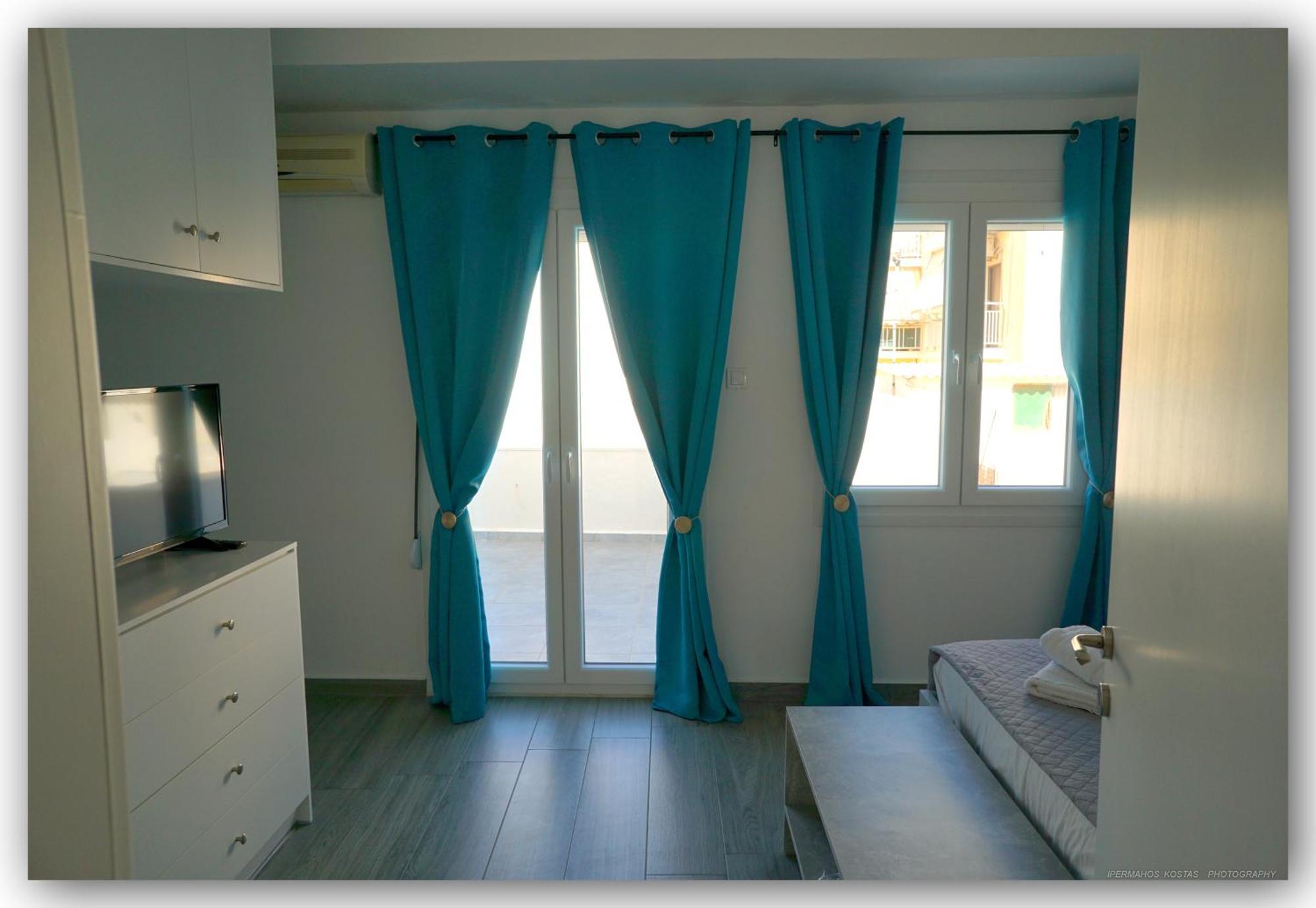 Welcome Home Syros Port Apartment แอร์มูโปลี ภายนอก รูปภาพ