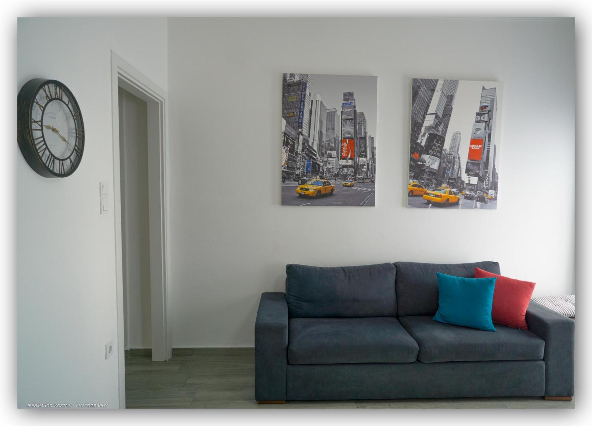 Welcome Home Syros Port Apartment แอร์มูโปลี ภายนอก รูปภาพ